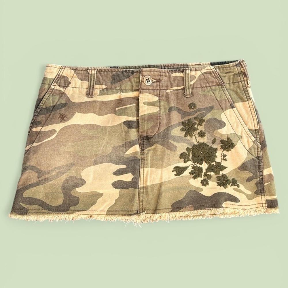 Vintage Camouflage Mini Skirt with Floral Embroidery